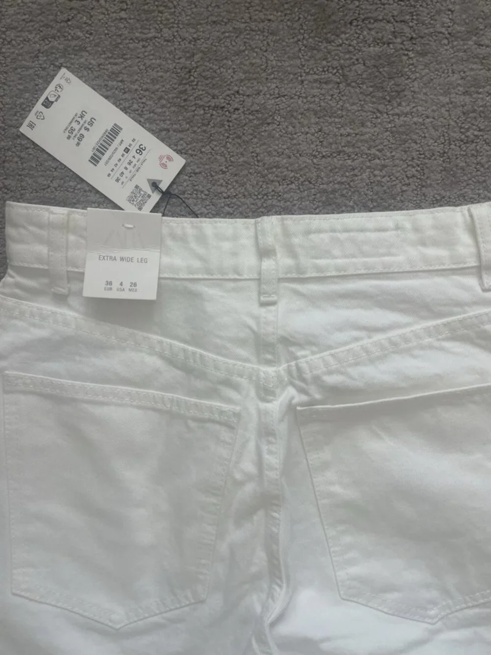 Zara Women's TRF Collection High-Waist Extra Wide-Leg Jeans White/Ecru Sz 26 4